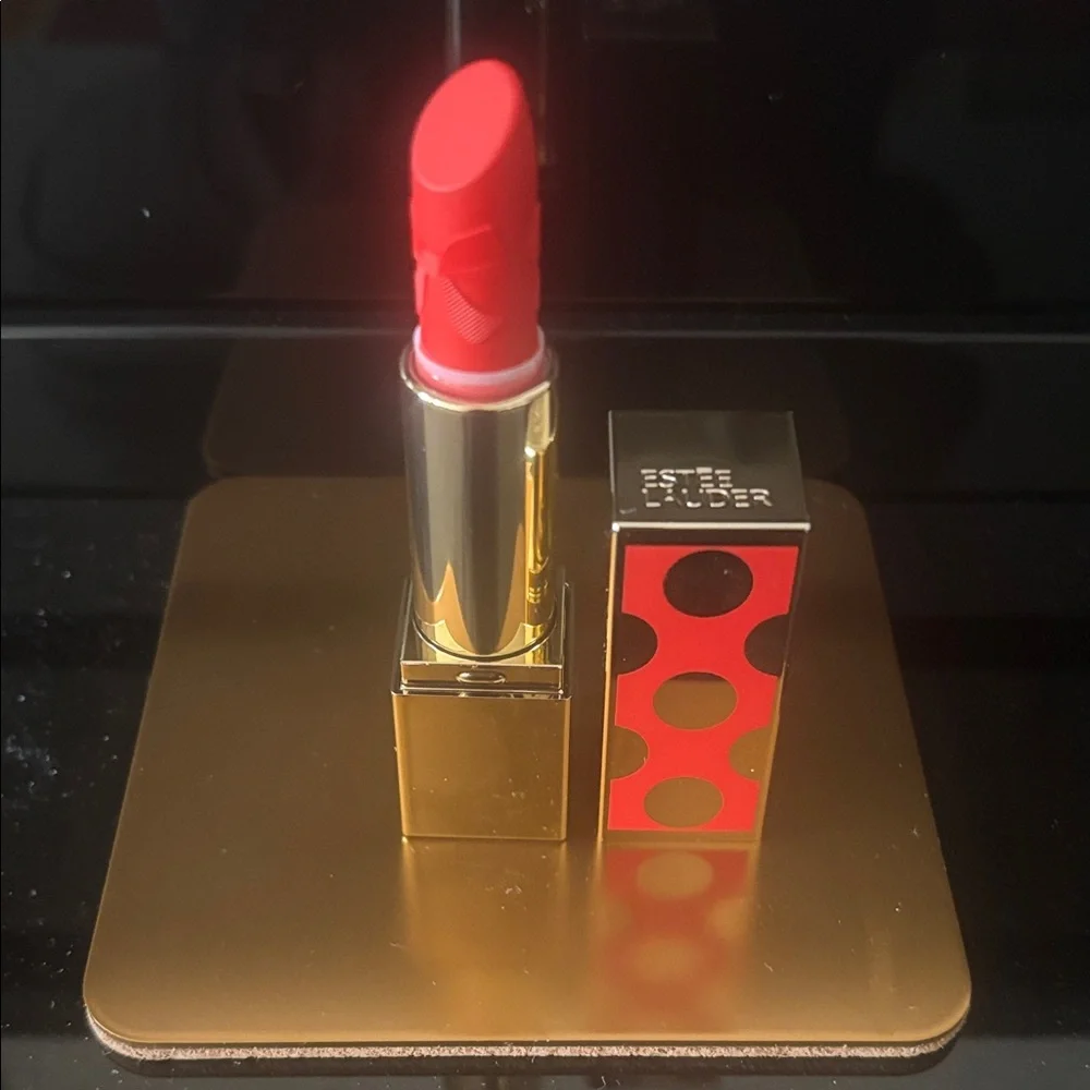Estée Lauder Lipstick Duo Red Ribbon & Sneak Peek Limited Edition